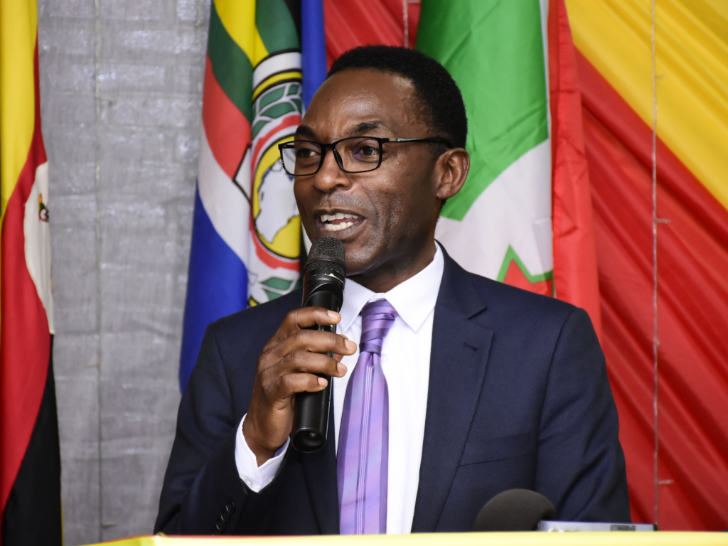 Cornwell Muleya, Executiev Director Uganda Airlines